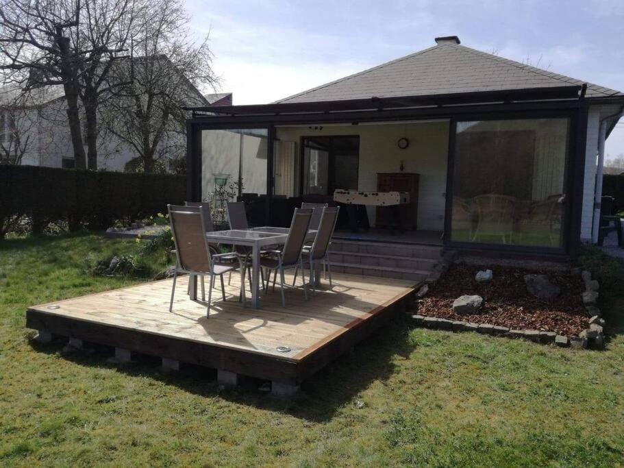 Maison Bucolique A Anhee, Vue Meuse Et Falaises Villa Luaran gambar