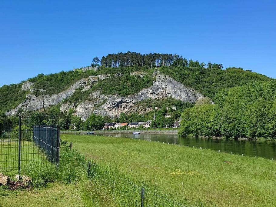 Maison Bucolique A Anhee, Vue Meuse Et Falaises Villa Luaran gambar